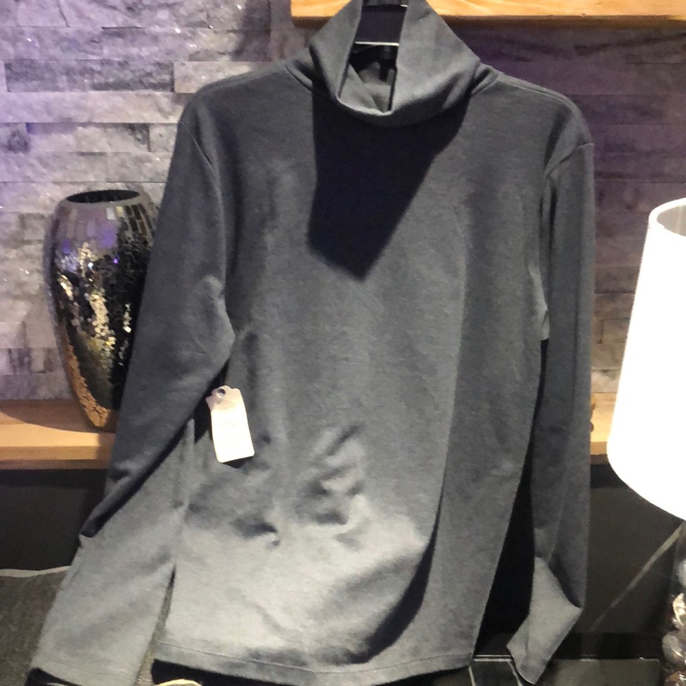 Turtle neck essential